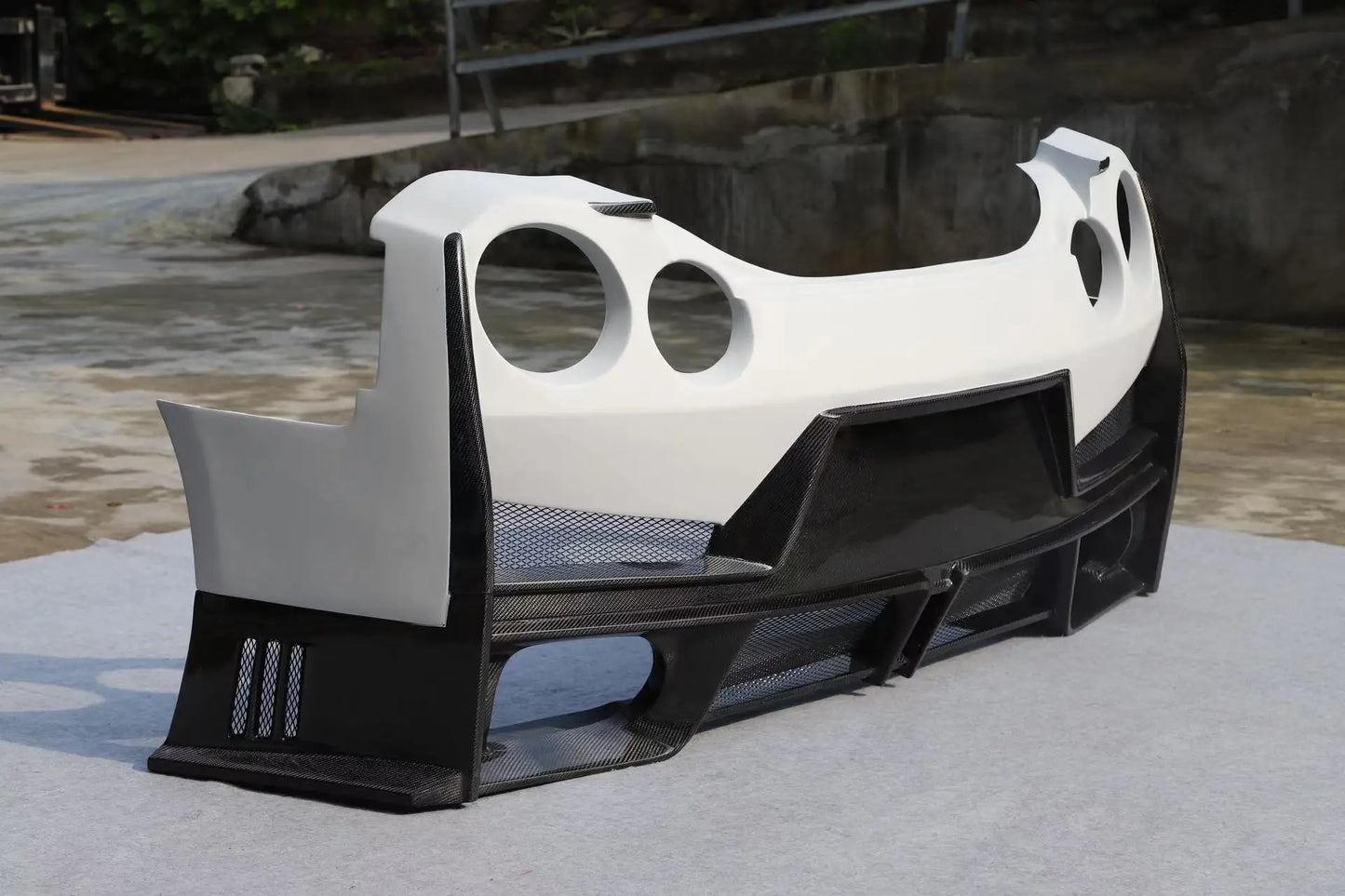 Nissan GTR R35 to Nismo 2025 Facelift Body Kit