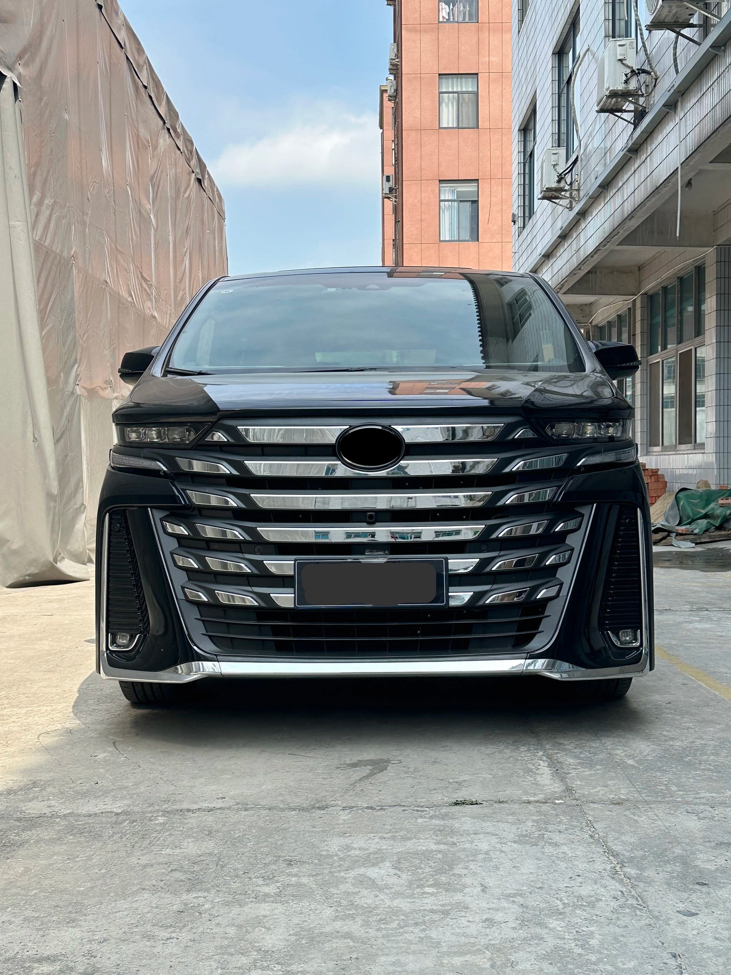 Toyota Alphard Vellfire to 2024 Facelift Bodykit