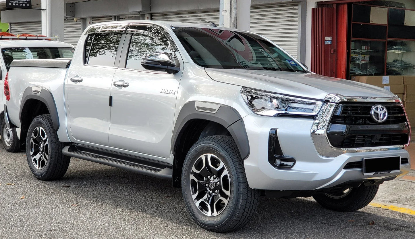 Toyota Hilux Double Cab Waterproof Tonneau Cover