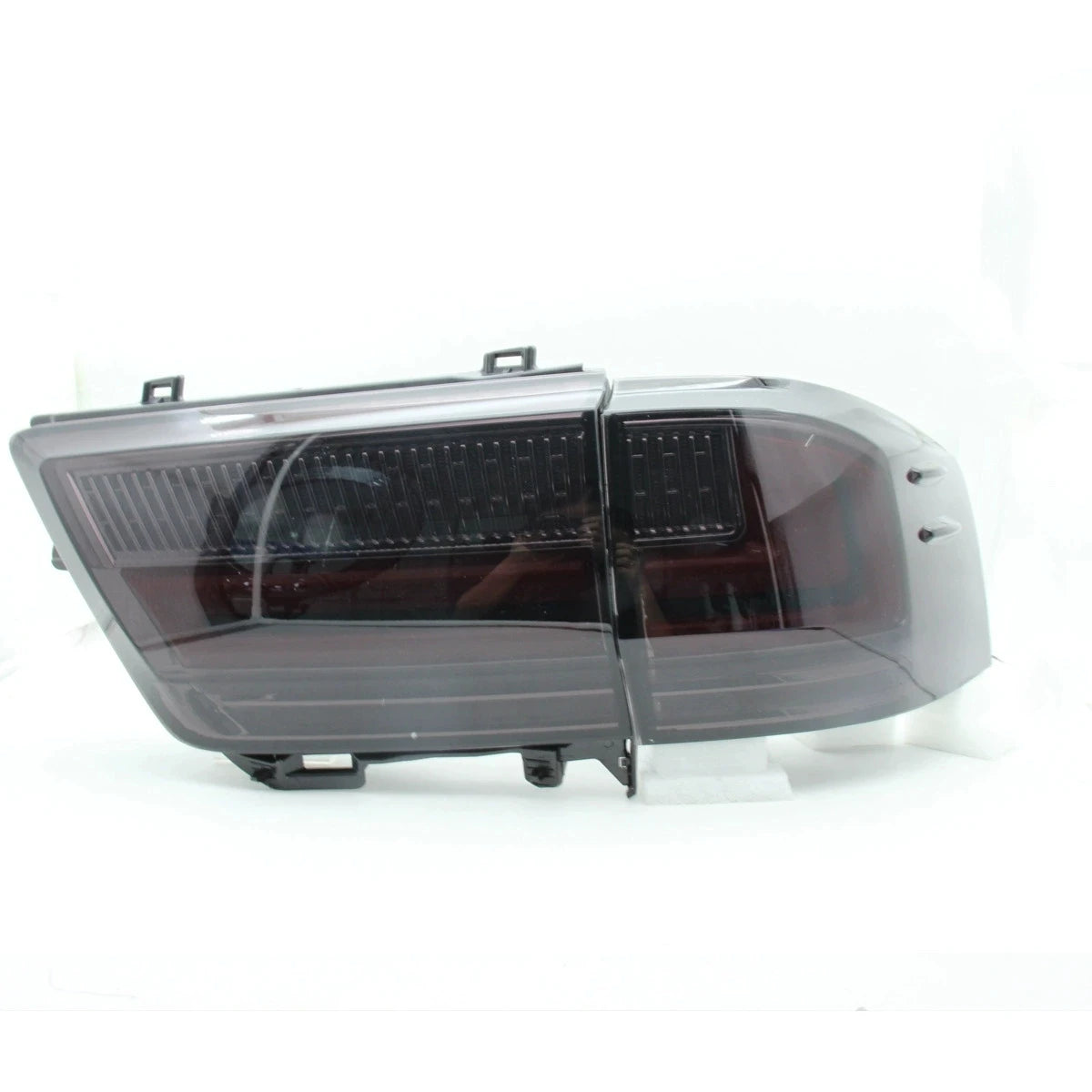 Toyota Land Cruiser LC300 LED Taillights