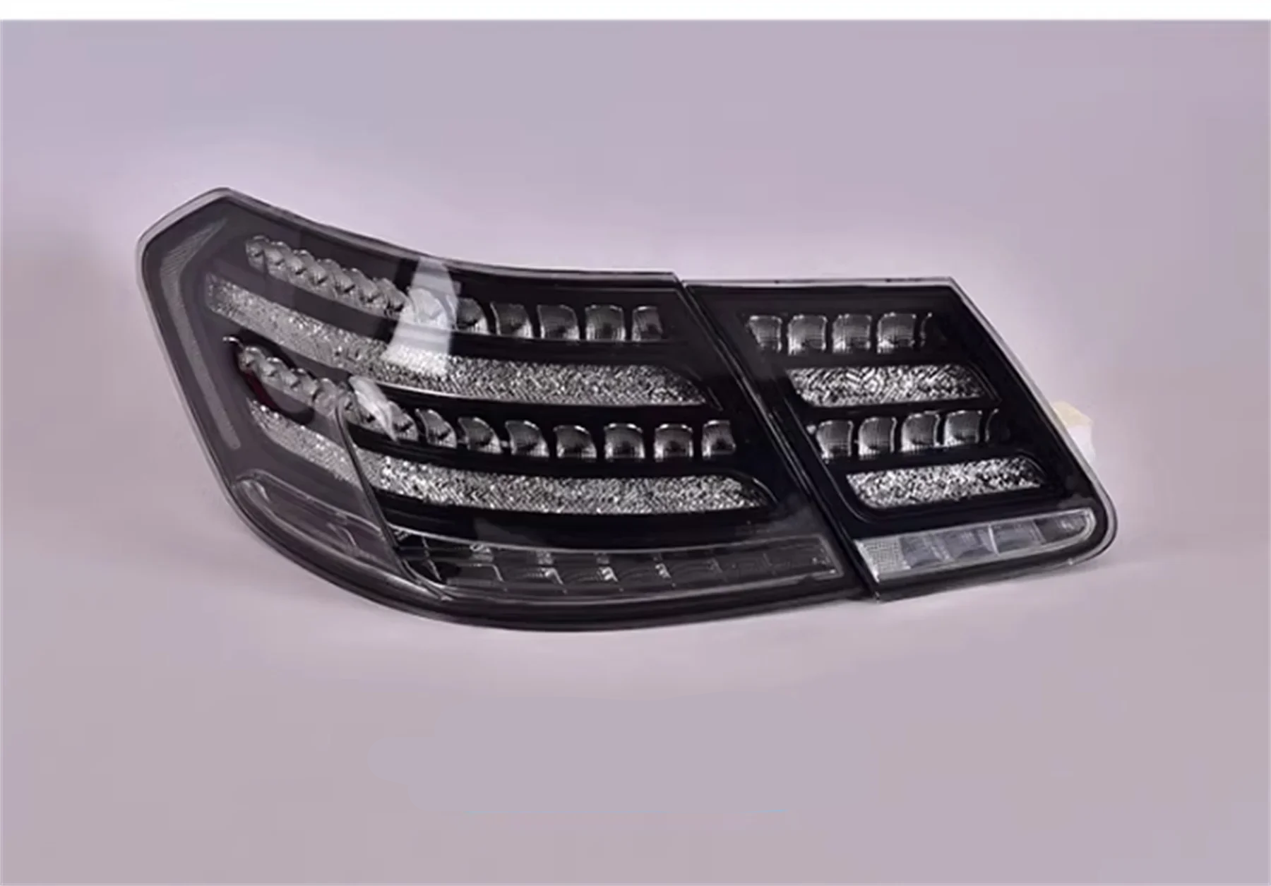 Mercedes-Benz E-Class W212 LED Taillight
